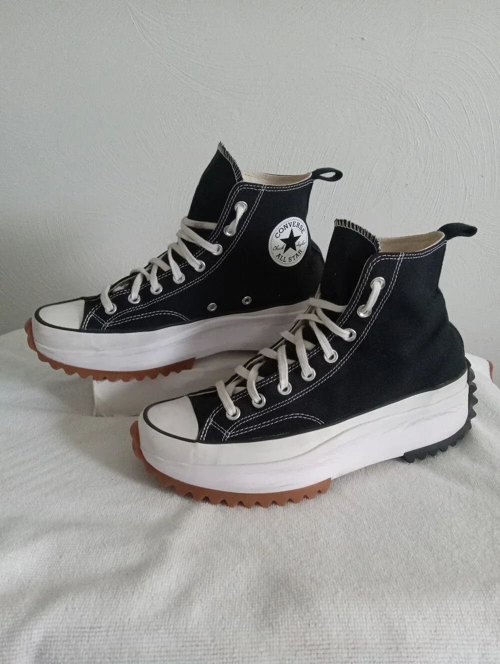 Converse Run Star Hike Black White Hi Top Platform Sneakers Mens 10.5 /Womens 12
